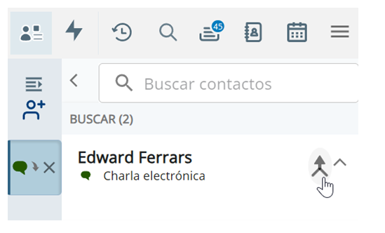El cursor se desplaza sobre el icono de Fusionar junto a tarjeta de cliente para el Webchat de Edward Ferrars.